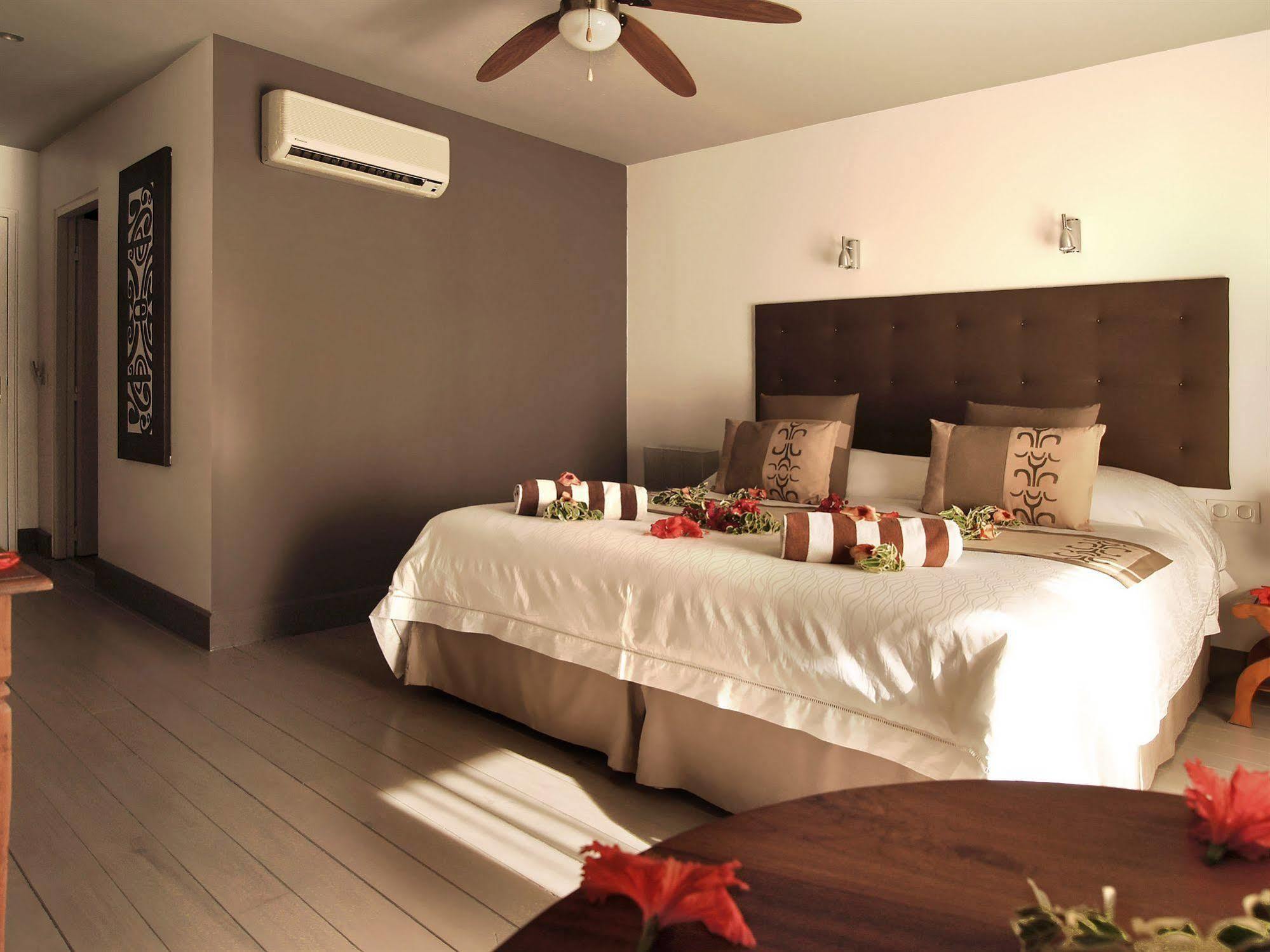 Raiatea Lodge Hotel Утуроа Экстерьер фото